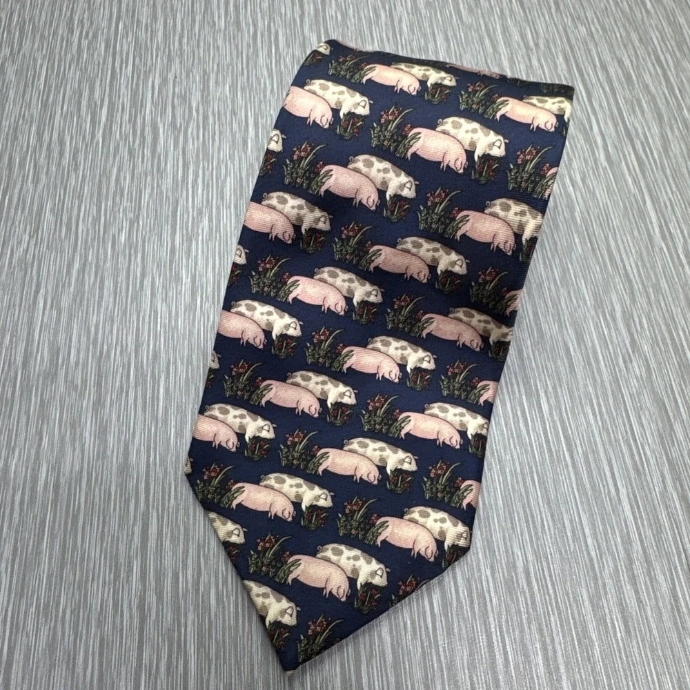 Burberry Silk Tie Novelty Animal Print Made in England‎ Classic Mens